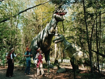 Familienpark Hubhof Highlights beim Ausflugsziel Dinosaurier